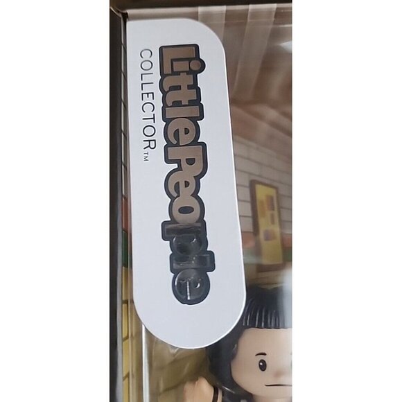 Fisher-Price Little People Collector Stranger Things Set- Hellfire Club - Picture 9 of 11